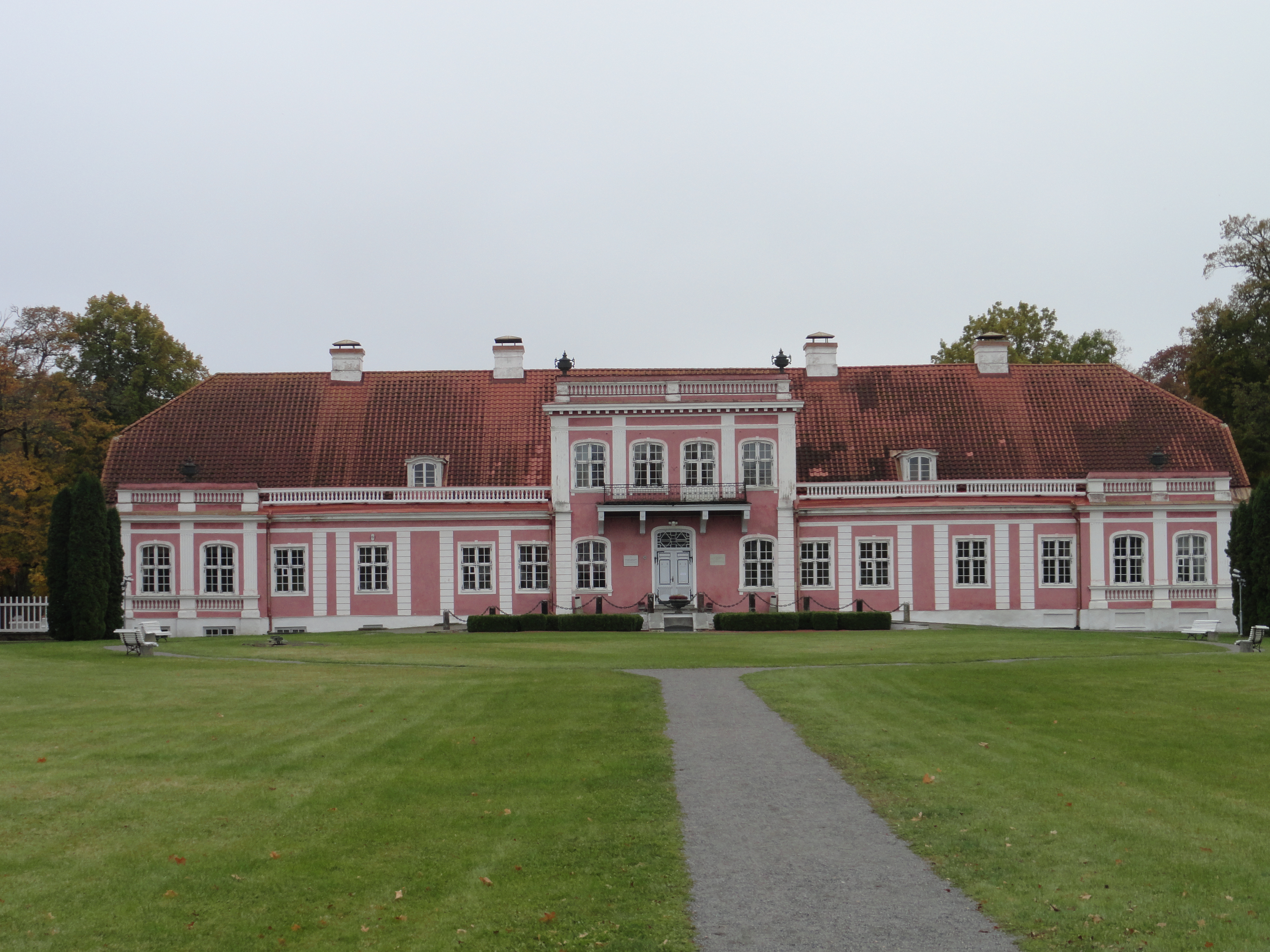 Deutschbaltische Herrenhäuser